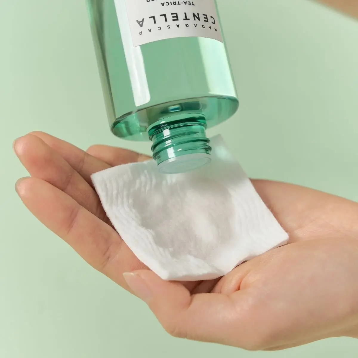 Madagascar Centella Tea-Trica Purifying Toner 210mL - Image 4